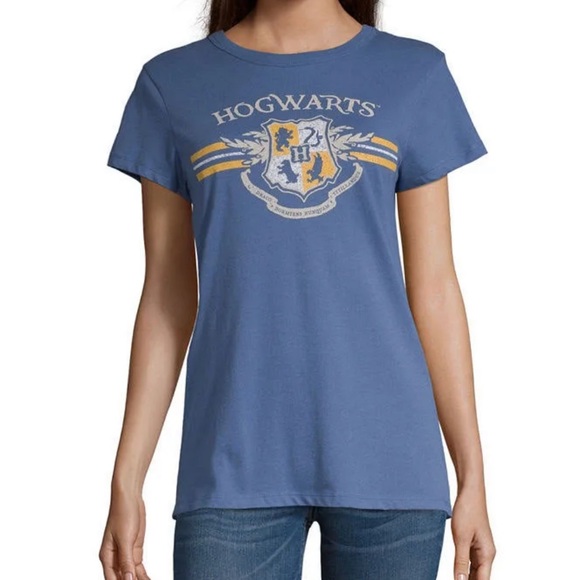 Universal Tops - HOGWARTS SHIRT
